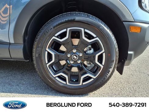 New 2025 Ford Bronco Sport Outer Banks image 24