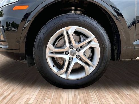 Used 2018 Audi Q5 2.0T Premium Plus w/ Premium Plus Package AWD/4WD image 8