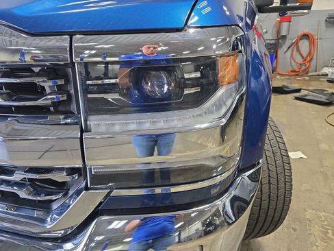 Used 2018 Chevrolet Silverado 1500 LTZ w/ Max Trailering Package AWD/4WD image 34