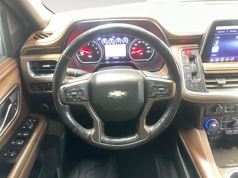 Used 2021 Chevrolet Tahoe High Country w/ Premium Package RWD image 13