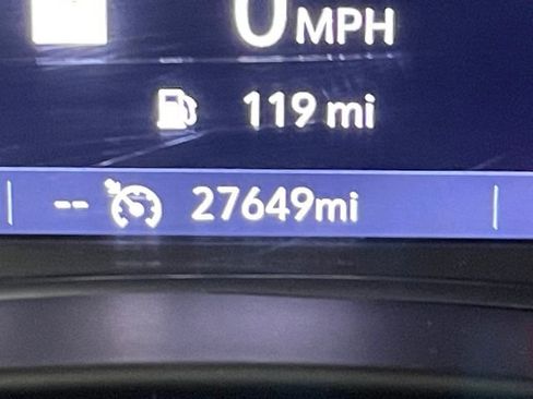 Used 2022 Chevrolet Equinox RS w/ RS Leather Package image 2