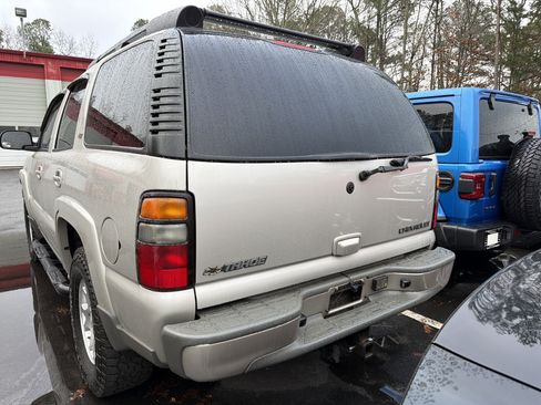 Used 2005 Chevrolet Tahoe Z71 w/ Preferred Equipment Group image 6