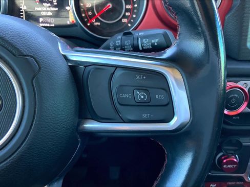 Used 2020 Jeep Wrangler Unlimited Rubicon AWD/4WD image 25