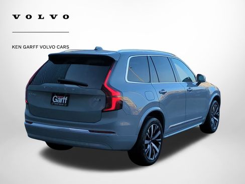 New 2026 Volvo XC90 B5 Core AWD/4WD image 3