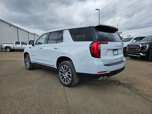 New 2026 GMC Yukon Denali image 3