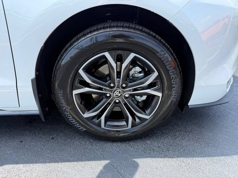 New 2026 Toyota Sienna Platinum AWD/4WD image 8