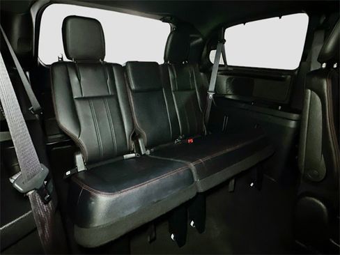 Used 2017 Dodge Grand Caravan GT image 21
