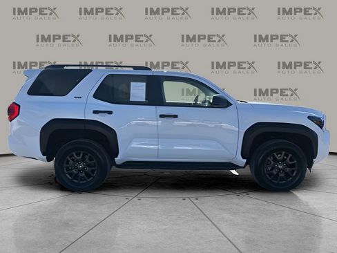 Used 2025 Toyota 4Runner SR5 image 6