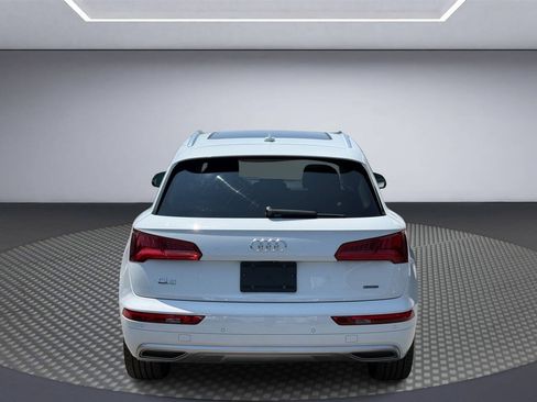 Used 2019 Audi Q5 2.0T Premium Plus w/ Premium Plus Package AWD/4WD image 6