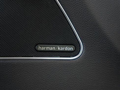 Used 2018 Maserati Levante S GranSport image 47