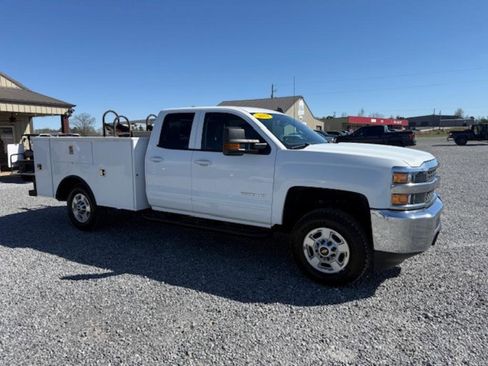 Used 2019 Chevrolet Silverado 2500 W/T image 4