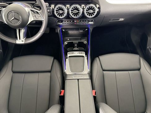 Used 2025 Mercedes-Benz GLA 250 GLA 250 image 17