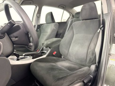 Used 2013 Honda Accord LX image 18