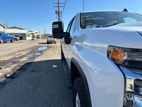 Used 2020 Chevrolet Silverado 2500 LT w/ Convenience Package AWD/4WD image 29