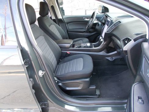 Used 2022 Ford Edge SE w/ Black Appearance Package AWD/4WD image 16