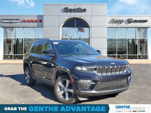 Certified 2024 Jeep Grand Cherokee Limited AWD/4WD image 1