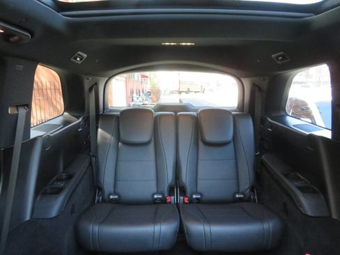 Used 2020 Mercedes-Benz GLS 450 4MATIC image 23