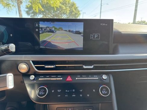 Used 2025 Hyundai Sonata SEL FWD image 27