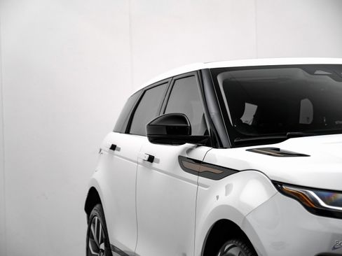 Used 2023 Land Rover Range Rover Evoque R-Dynamic S image 22