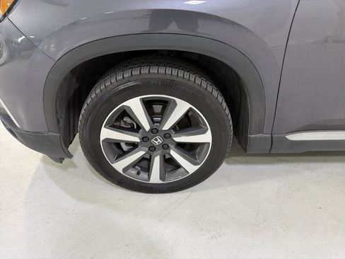 Used 2023 Honda Pilot Elite image 9