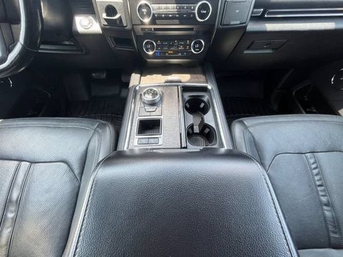 Used 2018 Ford Expedition Max Limited w/ Equipment Group 302A RWD image 3