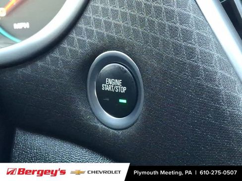 Used 2022 Chevrolet Malibu LS image 25