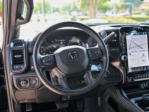 Used 2024 RAM 5500 4x4 Crew Cab image 43