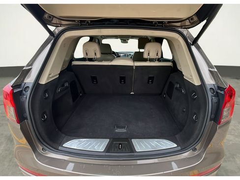 Used 2017 Buick Envision Essence w/ LPO, Interior Luxury Package FWD image 18