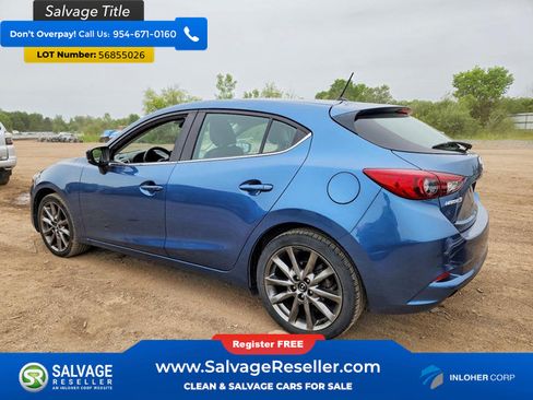 Used 2018 MAZDA MAZDA3 Touring FWD image 3