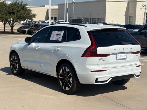 New 2026 Volvo XC60 B5 Plus w/ Protection Package Premier image 4