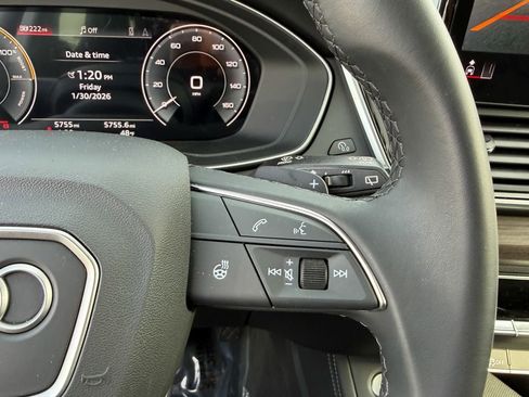 Used 2025 Audi Q5 e Premium Plus w/ Premium Plus Package image 19