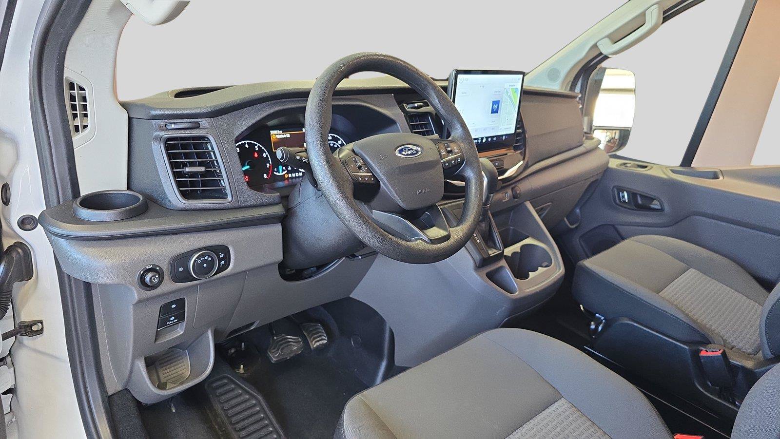 Used 2025 Ford Transit 350 XLT RWD image 22