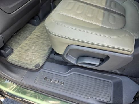 Used 2023 Rivian R1S Launch Edition AWD/4WD image 31