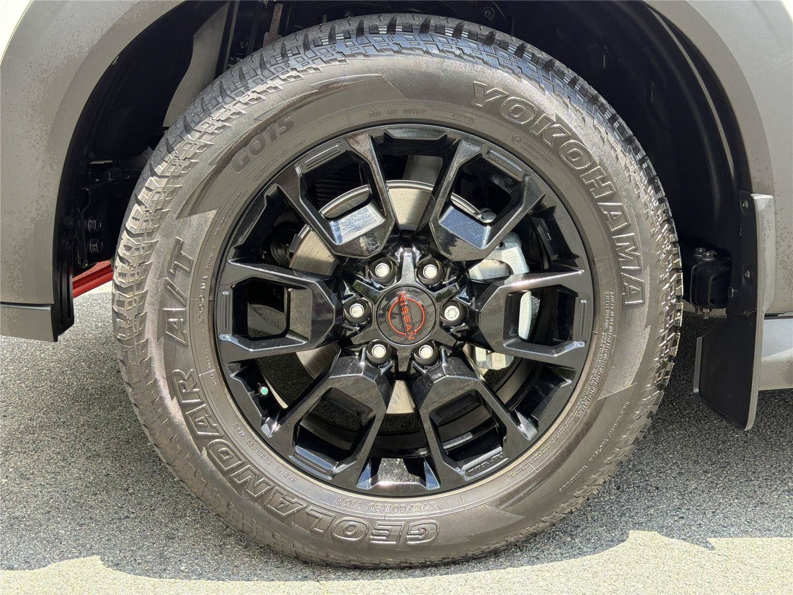 Used 2025 Nissan Armada PRO-4X AWD/4WD image 32