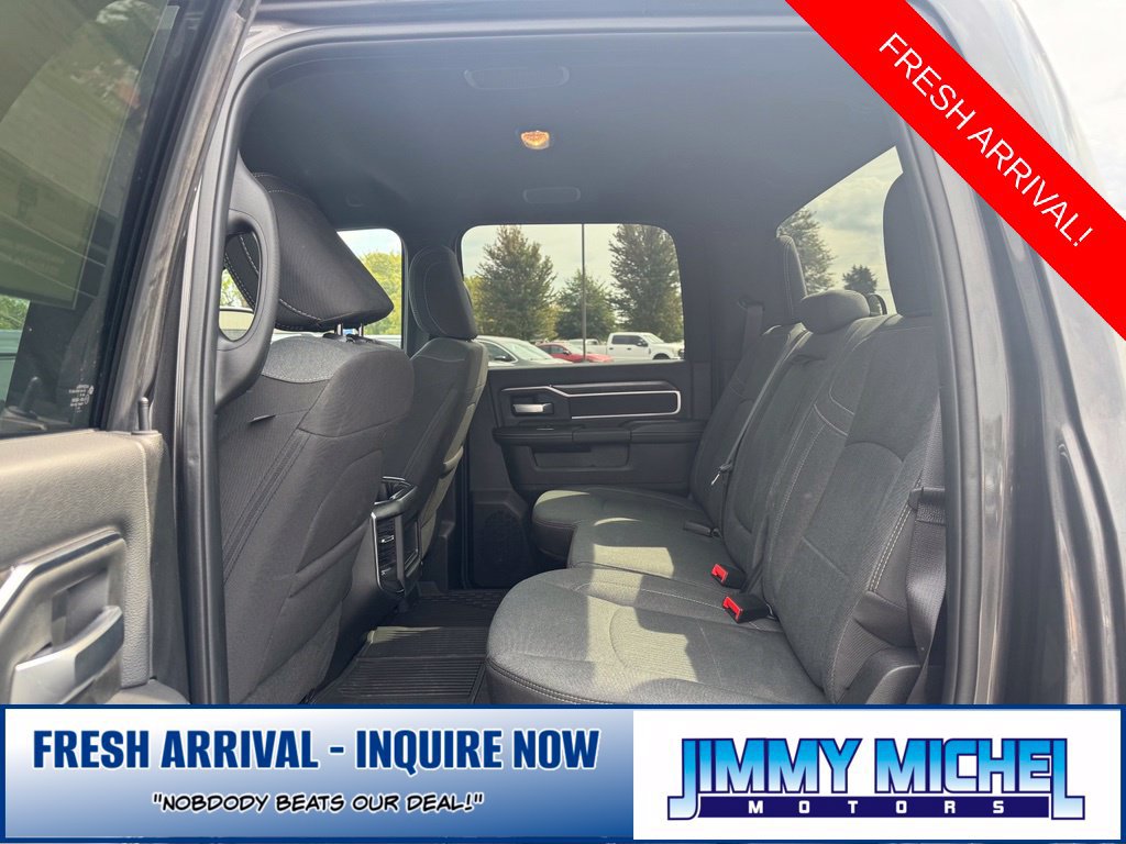 Used 2024 RAM 3500 Big Horn w/ Night Edition AWD/4WD image 19