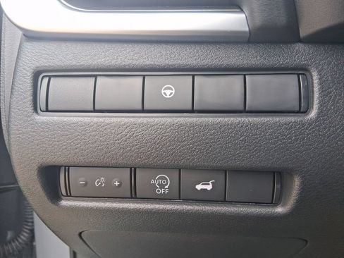 New 2026 Nissan Rogue SV FWD image 33
