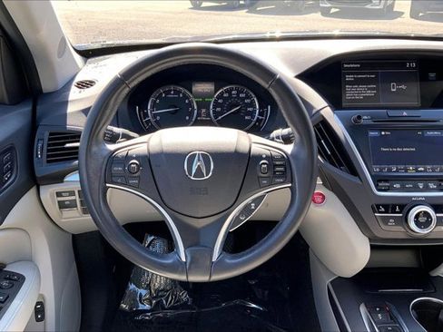 Used 2018 Acura MDX SH-AWD image 4