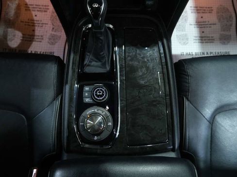 Used 2021 INFINITI QX80 Luxe image 33