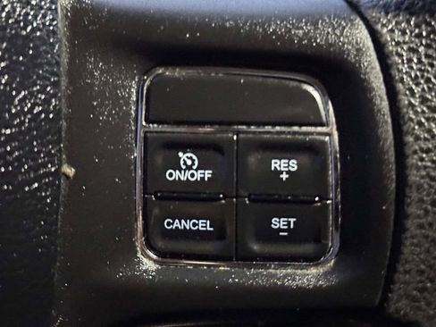 Used 2014 RAM 1500 ST w/ SXT Appearance Group image 25