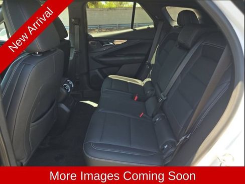 Used 2024 Chevrolet Blazer EV LT AWD/4WD image 12