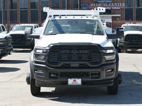 New 2025 RAM 5500 Tradesman AWD/4WD image 7