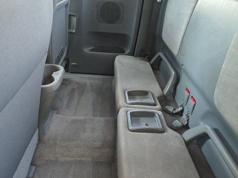 Used 2005 Toyota Tacoma 2WD Access Cab image 12