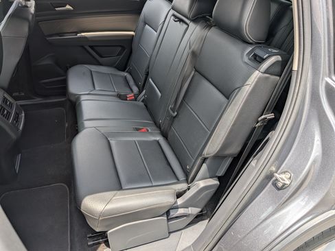Used 2023 Volkswagen Atlas SE FWD image 15