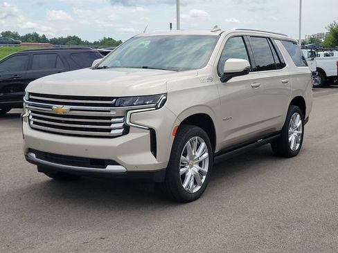 Used 2021 Chevrolet Tahoe High Country w/ Premium Package AWD/4WD image 1