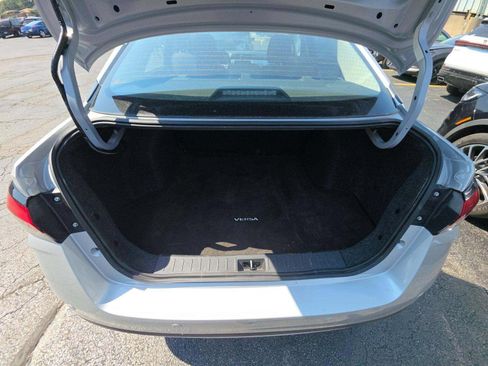 Used 2024 Nissan Versa SV FWD image 14