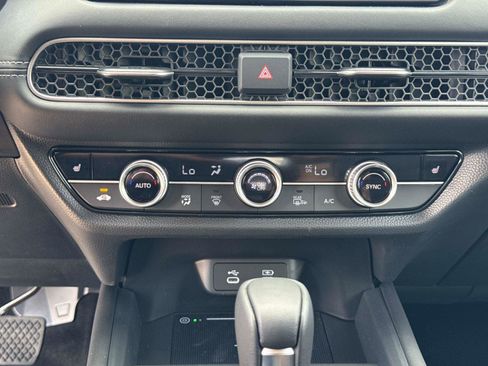 New 2026 Honda HR-V EX-L image 23