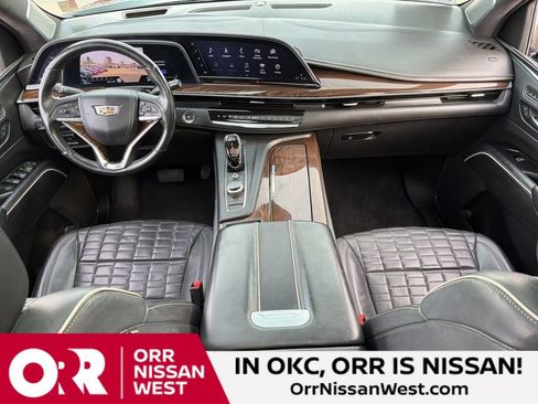 Used 2021 Cadillac Escalade ESV Premium Luxury Platinum image 18