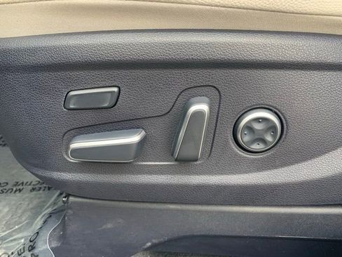 Certified 2024 Hyundai Palisade Limited image 15