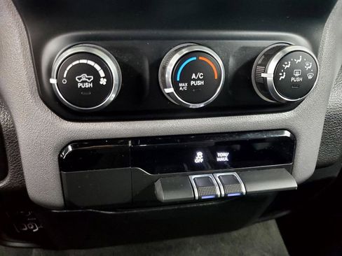 Used 2022 RAM 1500 Big Horn image 17