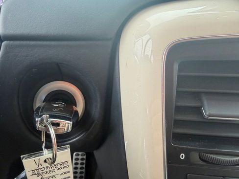 Used 2016 Mercedes-Benz G 63 AMG 4MATIC image 27